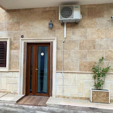 Apartment Studio In With Wonderful City View And Wifi 35 Km From The Beach